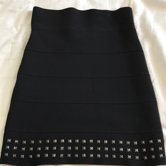 BCBGMaxAzria Dresses & Skirts - Bcbg maxazria pencil skirt